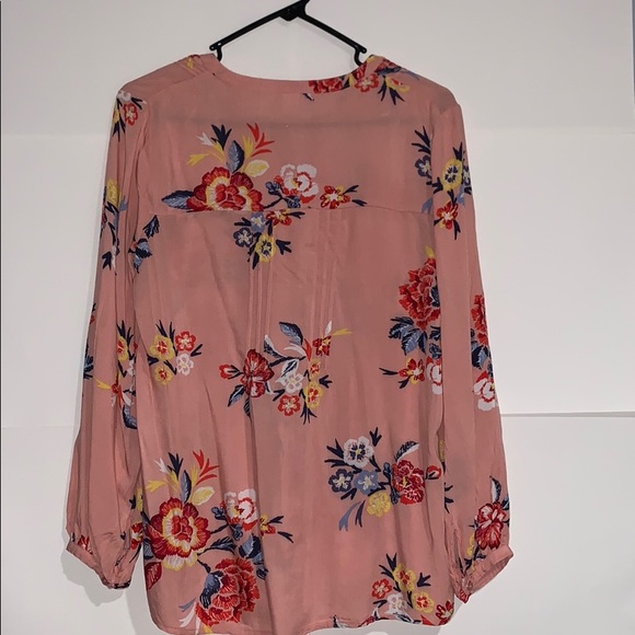 Old Navy Long Sleeve Elegant Blouse - Picture 2 of 4